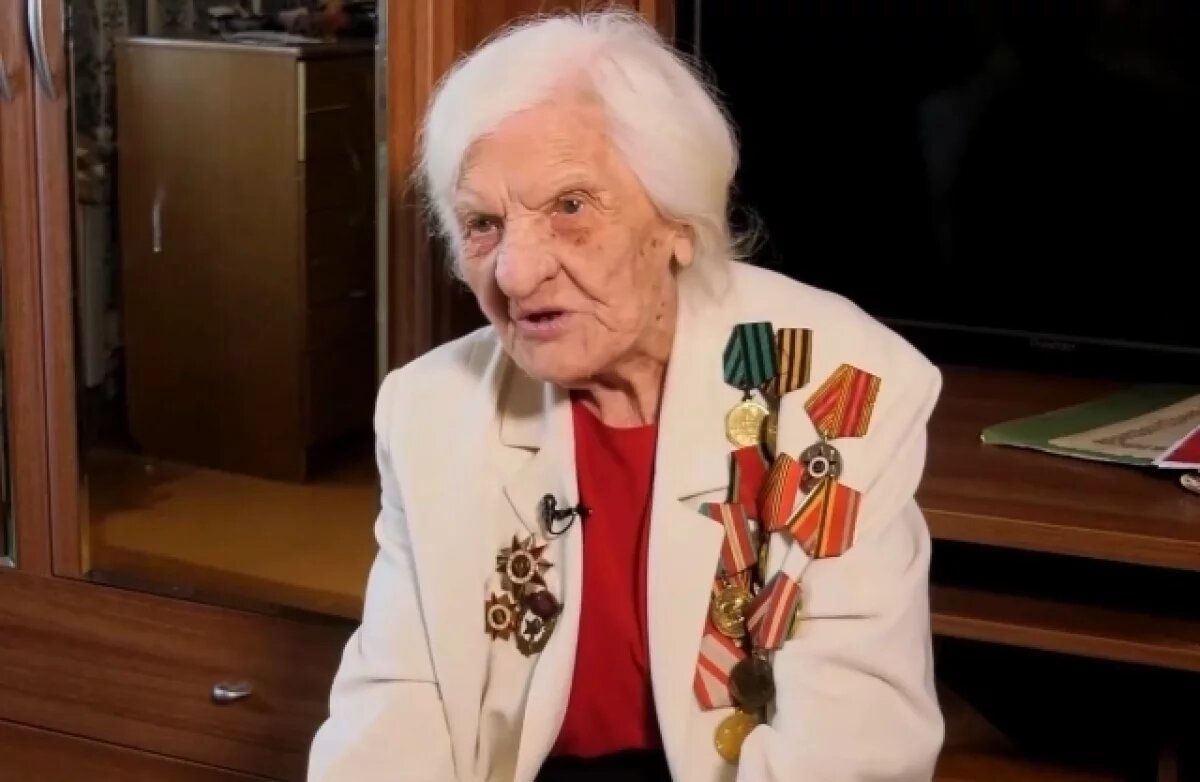    Из медицины в авиацию.