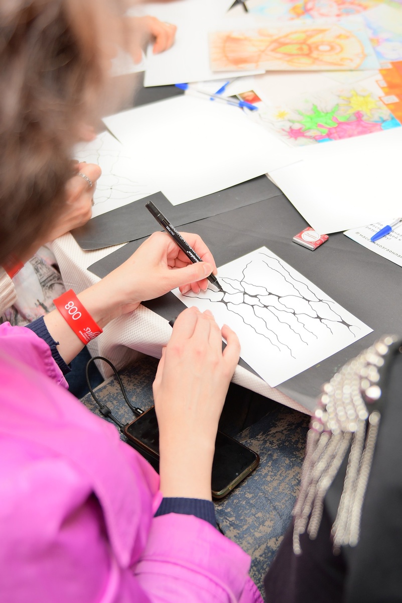 Листайте вправо, чтобы увидеть больше изображений