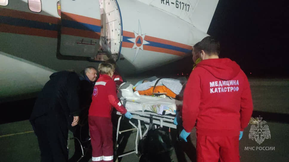 Прибытие пострадавших детей в Нижний Новгород.📷Фото: ГУ МЧС по Нижегородской области