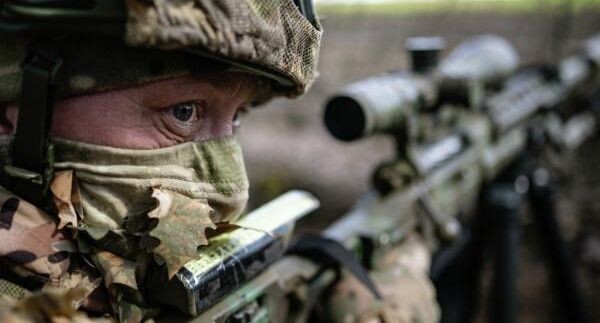    Группировка войск «Север» ВС России на занятиях по огневой подготовке в Курской области. Сергей Бобылев / РИА «Новости»