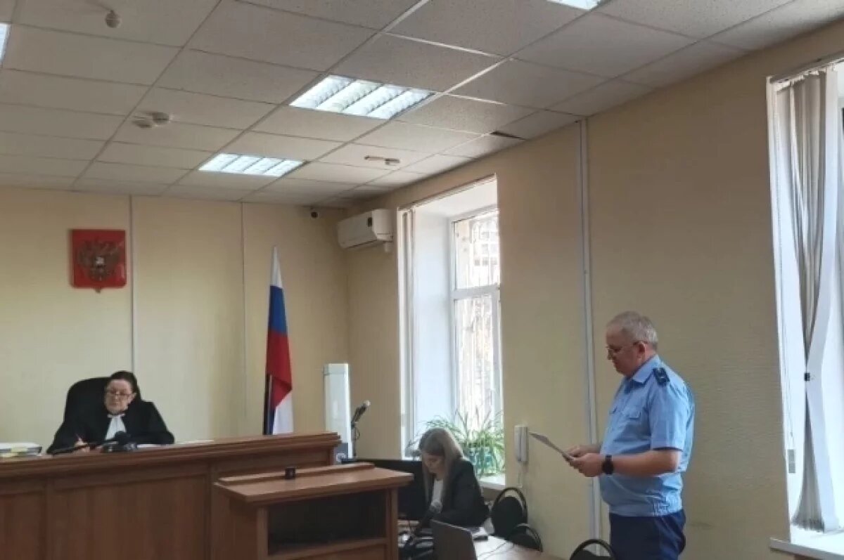    В круге втором.