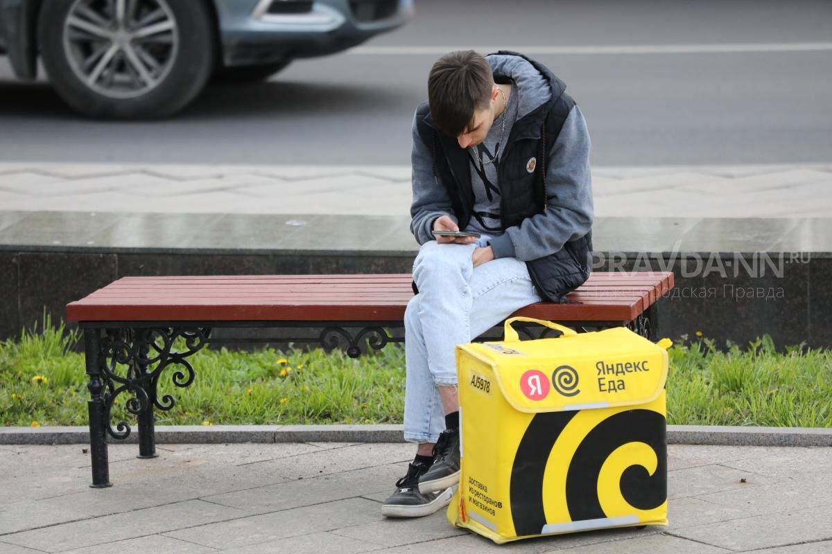    Самыми востребованными профессиями среди школьников оказались курьер, сотрудник пункта выдачи и работник склада