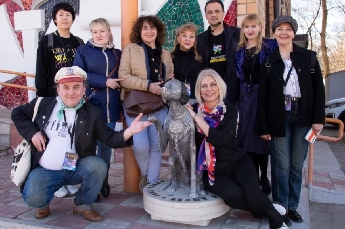    Российские журналисты прогулялись по улицам Калуги, где снимается кино