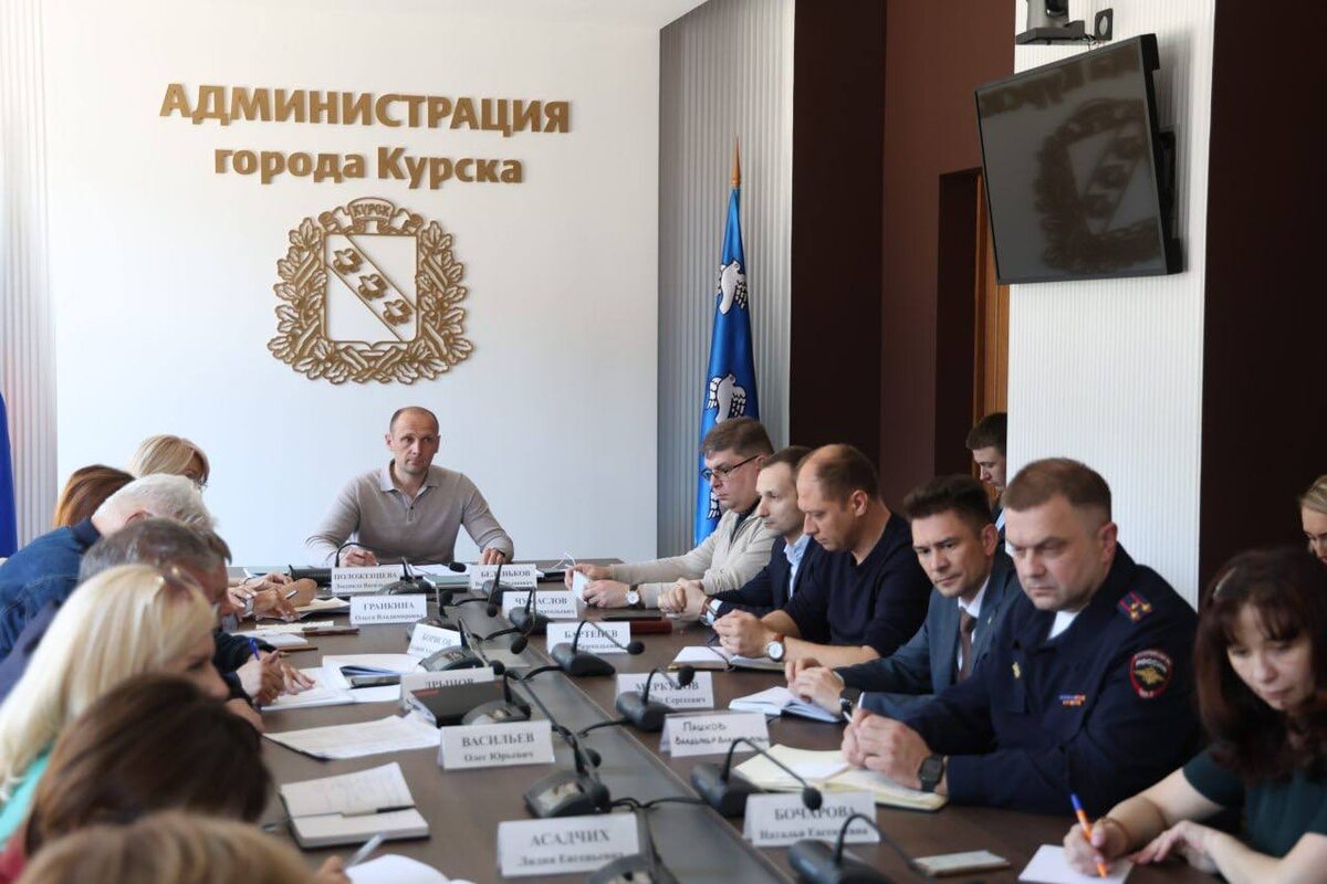    Власти помогают пострадавшим после атаки БПЛА курянам