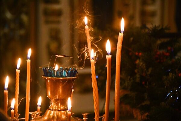 Богослужение в храме