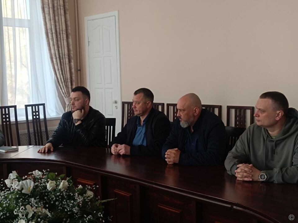    Встреча с перевозчиками в администрации Барнаула. Источник: Официальный сайт Барнаула