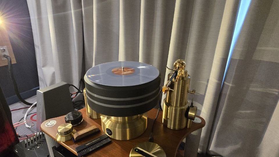 Наш тонарм у коллег на выставке Hi-Fi & High End Show 2025 в Санкт-Петербурге