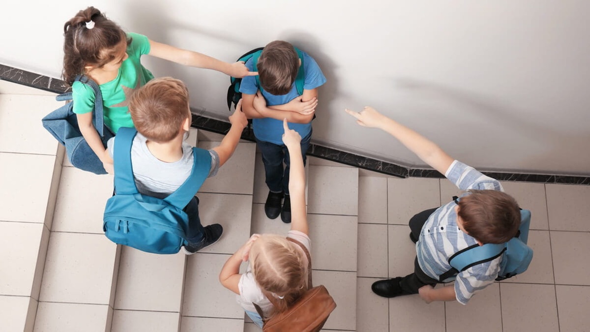    Защитники детства