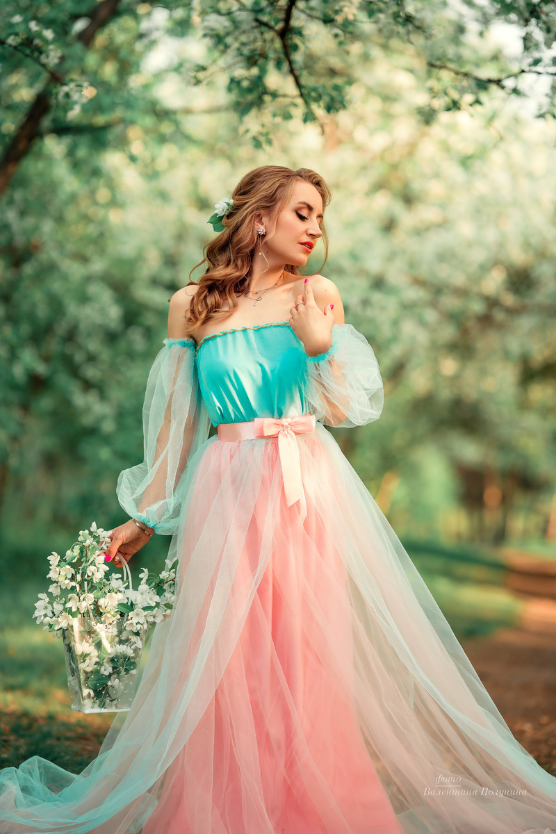 Фотограф - Валентина Полунина, модель - Елена Радочина