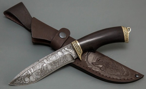 Пример ножа из дамасской стали с сайта https://semin-knife.ru/catalog/13635/