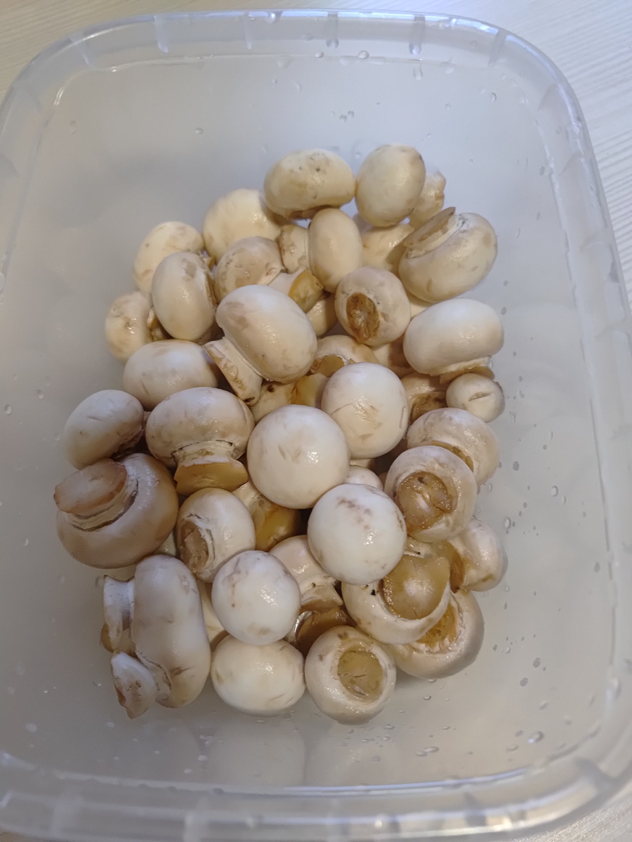 У меня в этот раз мелкие шампиньоны )))