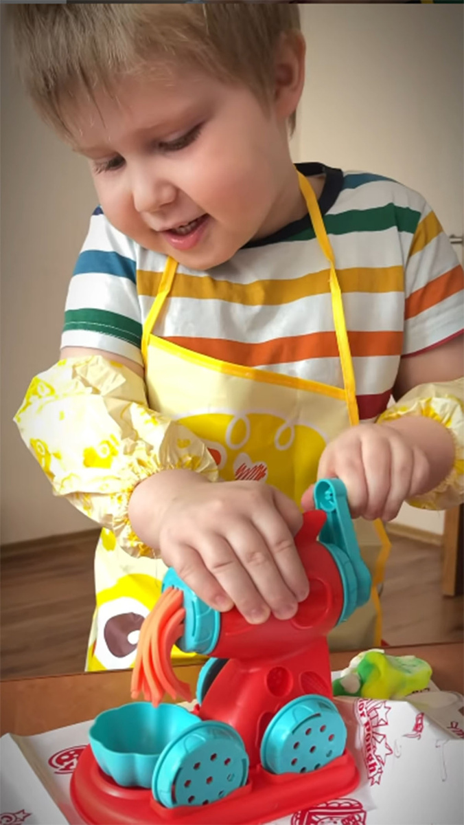 Сын Иосифа Оганесяна и Саши Черно Стефан. Фото: соцсети Иосифа Оганесяна