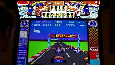 картинка игрового автомата Pole Position из открытых источников