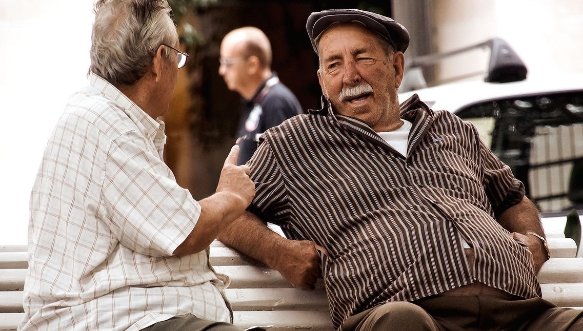 Нам с тобой все завидуют