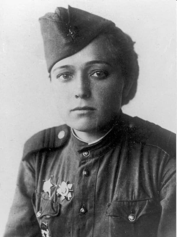 Юлия Друнина из свободного интернета