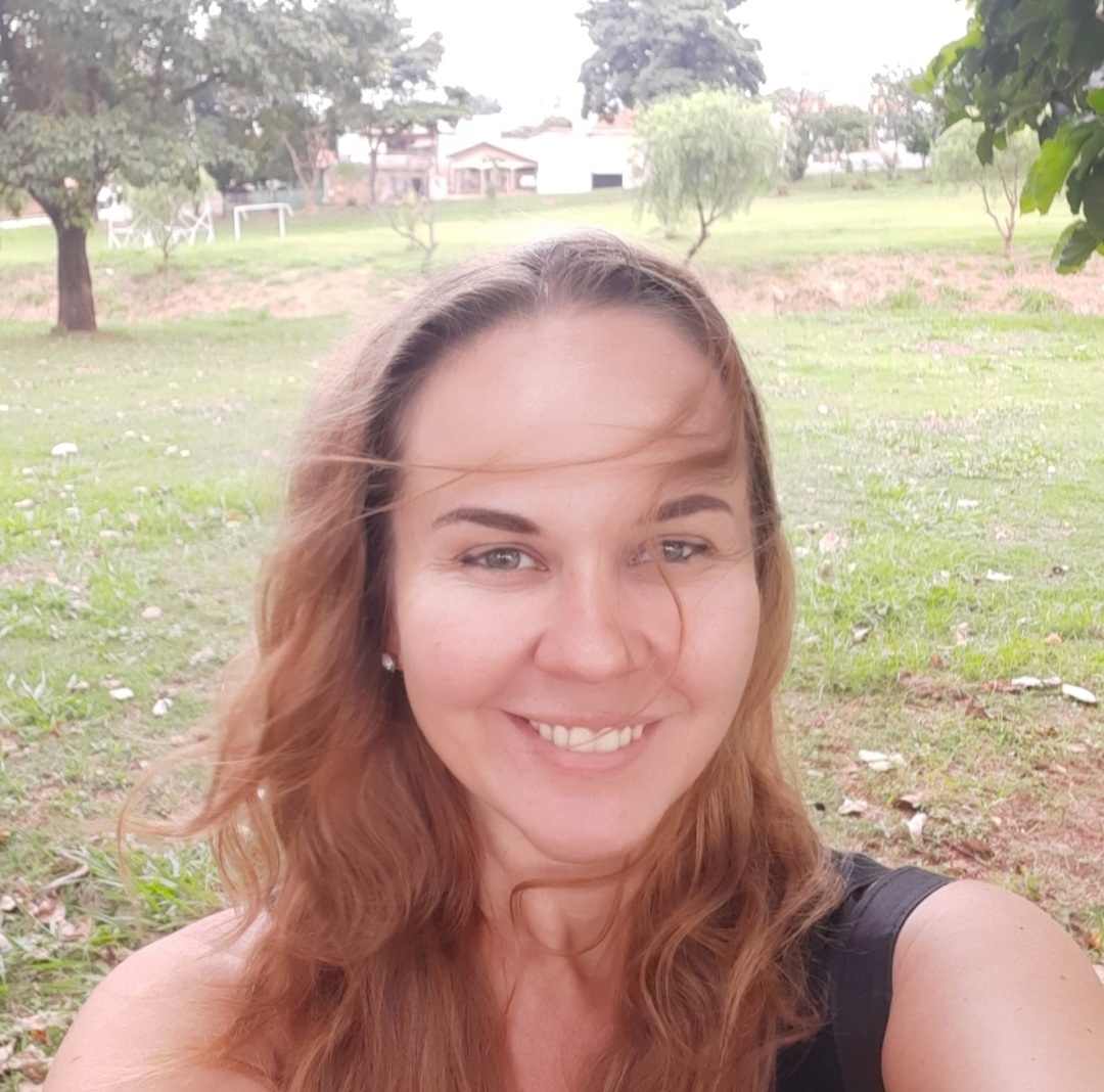 Я. Ветрено было.