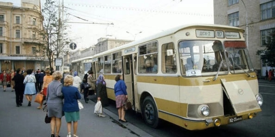 Каким был главный народный автобус Советского Союза.