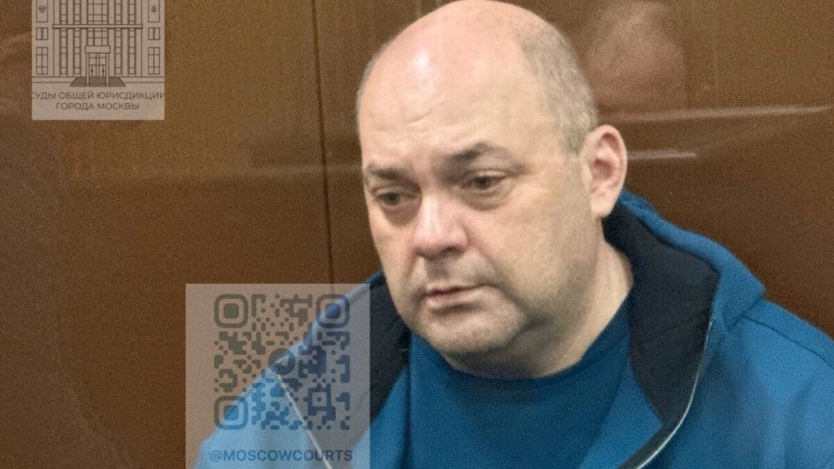 Экс-губернатор в зале суда: решается вопрос об избрании меры пресечения. Фото: Суды общей юрисдикции города Москвы