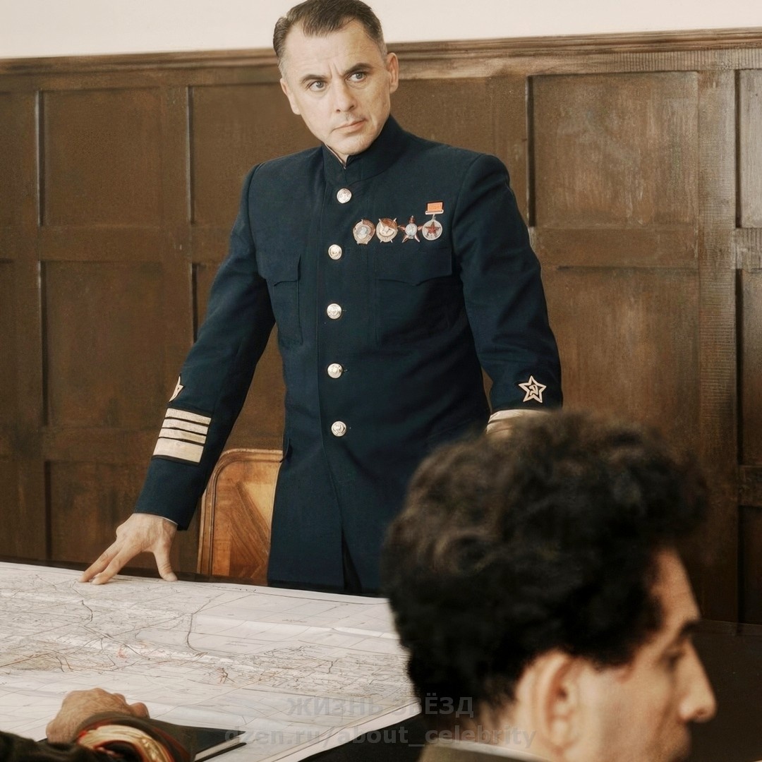 Игорь Петренко прекрасно справился с ролью адмирала Кузнецова