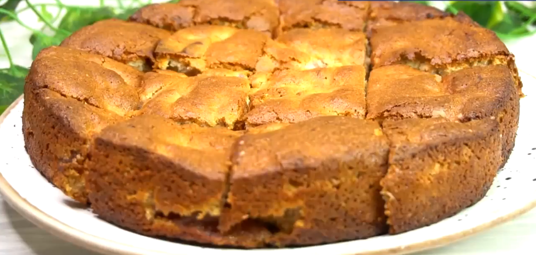 Пирог «Трухлявый пень» по рецепту из маминой кулинарной тетрадки. Благодаря этому рецепту варенье у меня не залеживается.