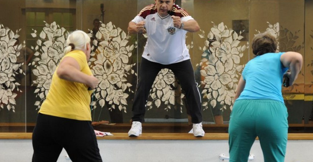 Вот поэтому в 70 лет организм и желудок плохо работают! ТОП-5 ритуалов на каждое утро от Бубновского