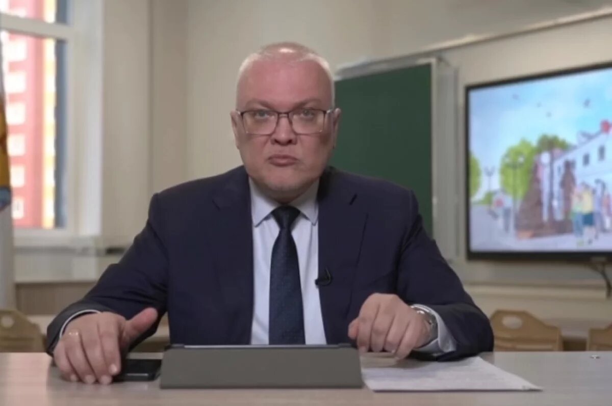    Глава региона подчеркнул, что некоторым дорогам Кировской области нужен серьёзный ремонт.