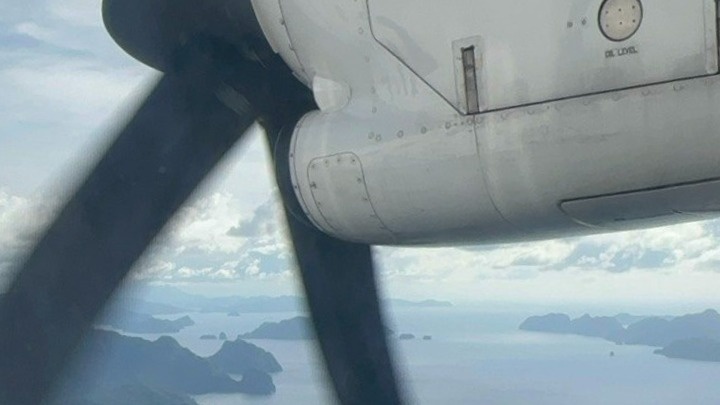 Красивейшие Филиппинские острова в иллюминаторе самолета всего на 20 мест :)