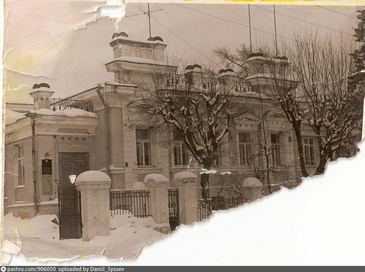 Источник: https://pastvu.com/p/906050?share=1