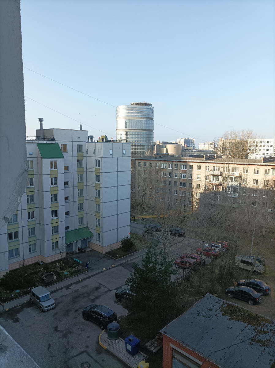 Вид с балкона). И башня Алмазова рядом). 