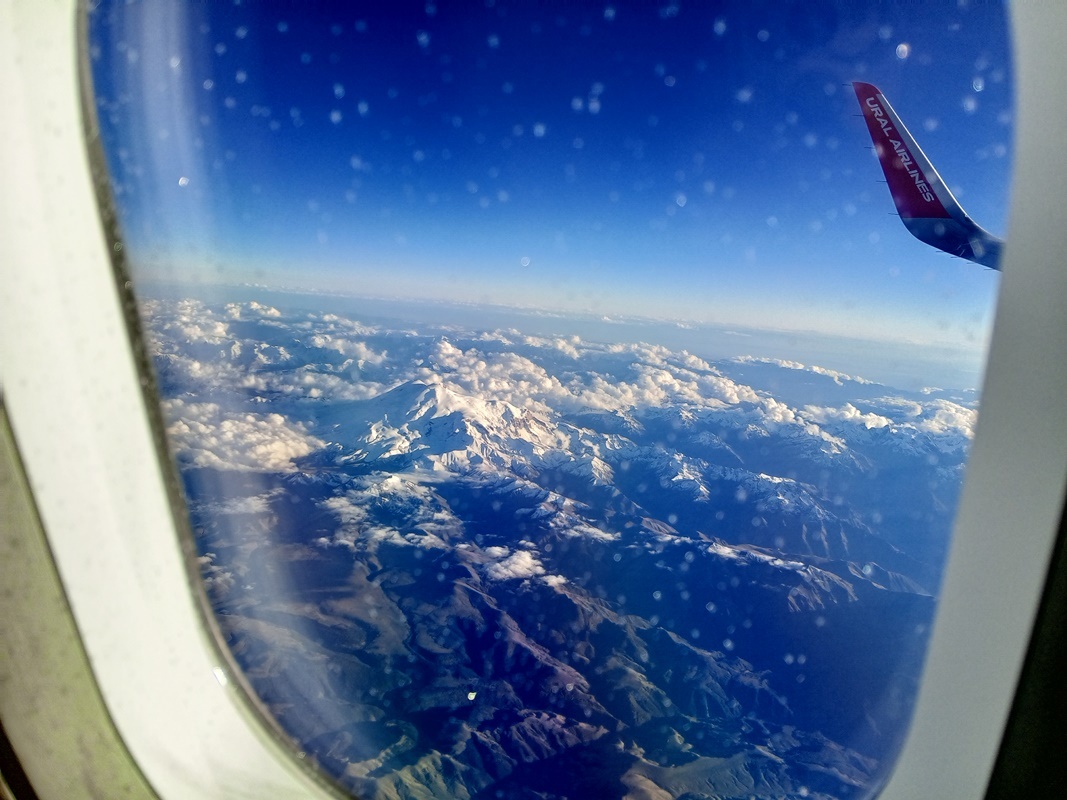 Самолёт Уральских авиалиний. Лечу в сторону Абхазии-2024