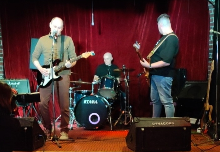 Группа ОЖОГ. Концерт в Москве 12.04.2025. Фото Екатерины Рыченковой