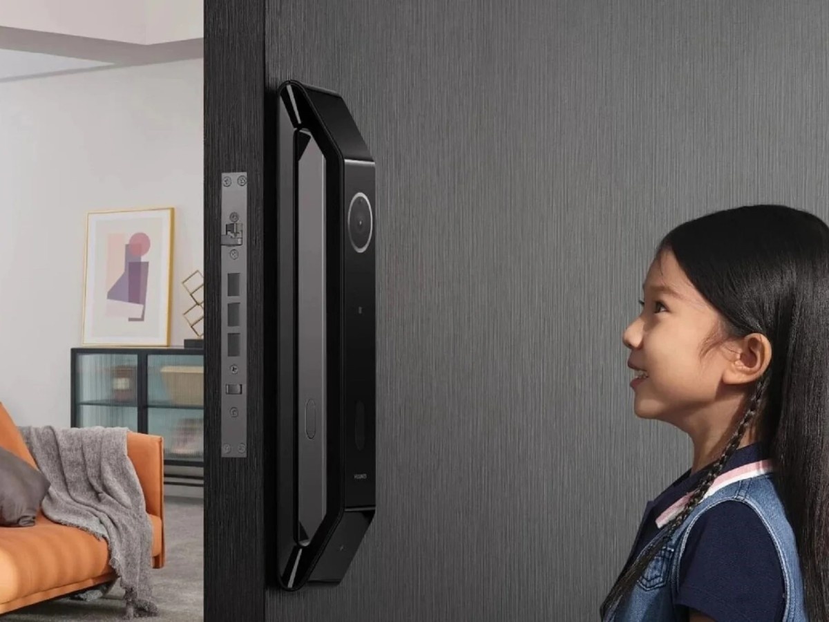    Умный замок HUAWEI Smart Door Lock 2 распознаёт людей по лицу и ладони