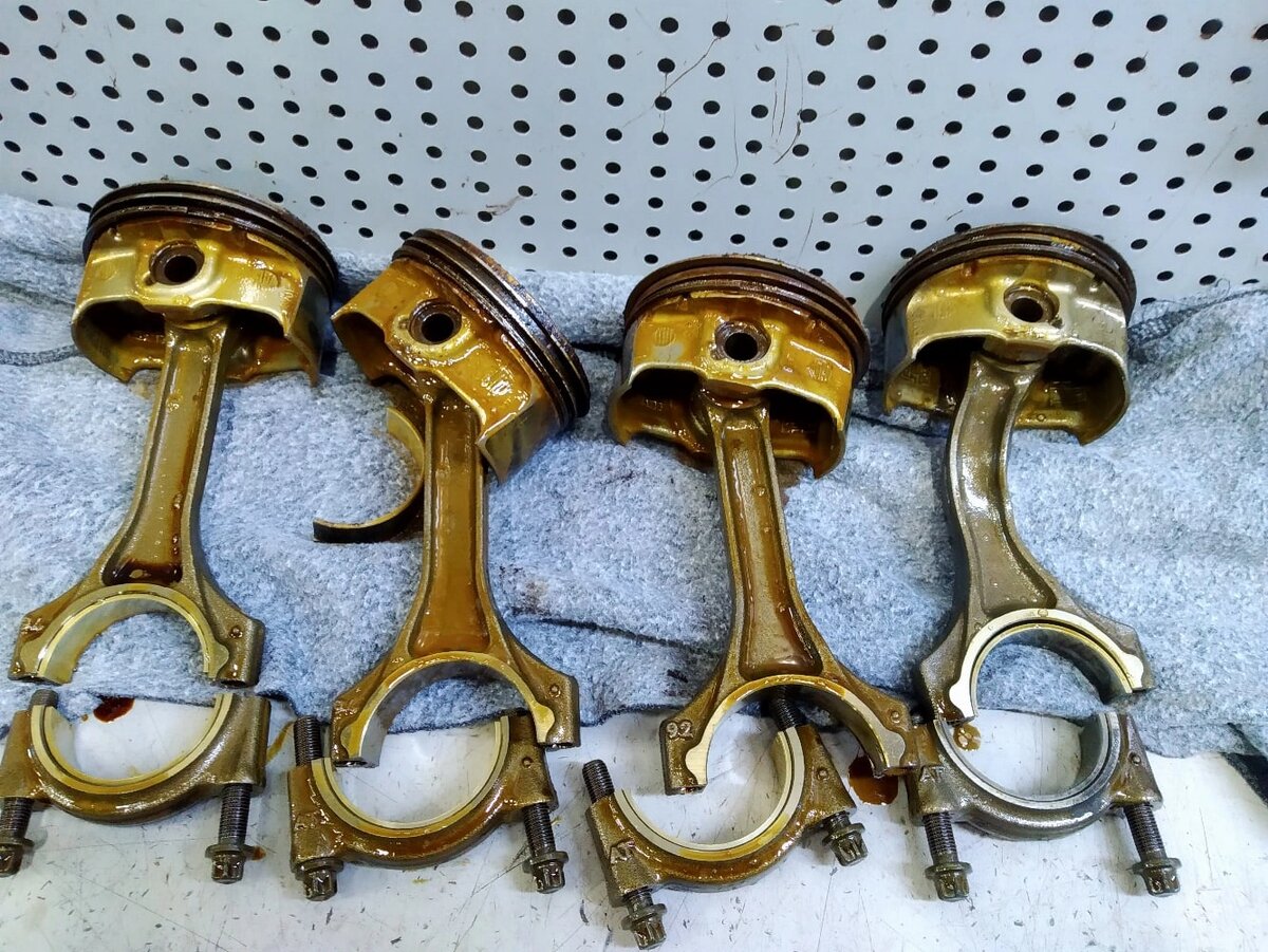 Поршневая группа после гидроудара