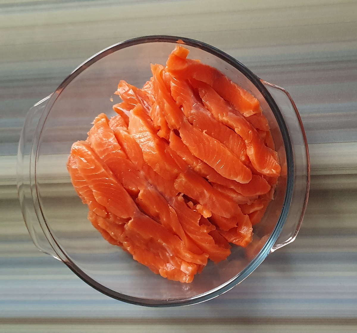 Омега - 3. Слабосоленая форель. Фото автора.