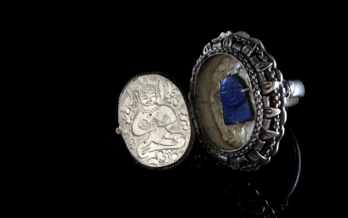 Источник: https://style.pibig.info/52982-kolco-bordzhia.html