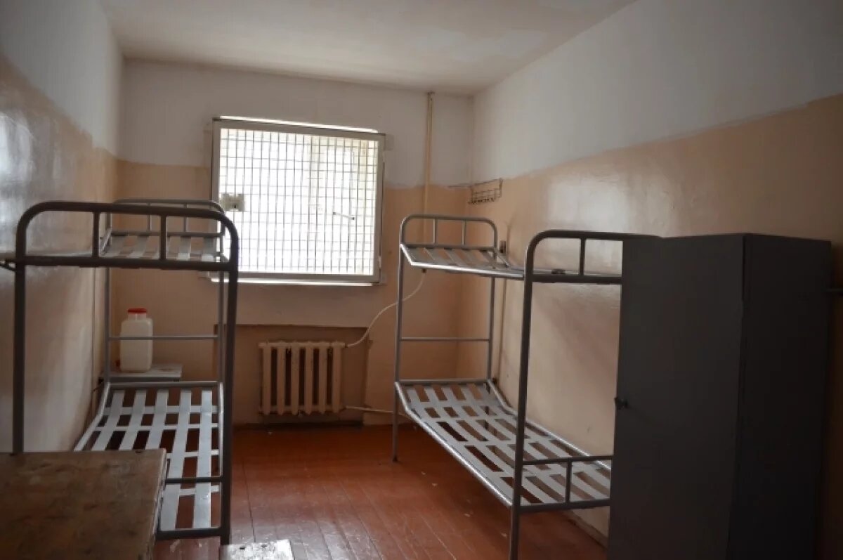    Арестованный житель Пермского края разнёс камеру изолятора в знак протеста