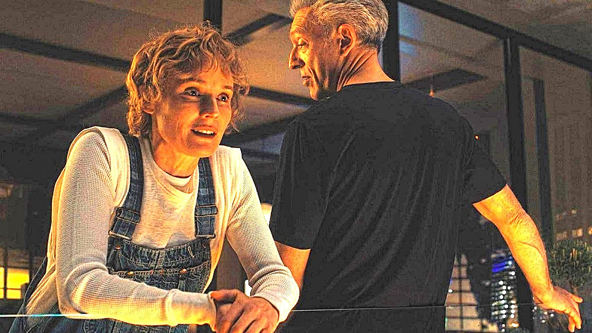 - Простите, фройляйн Крюгер, за нескромный вопрос, но у вас в родне никого по имени Фредди случайно нет? 