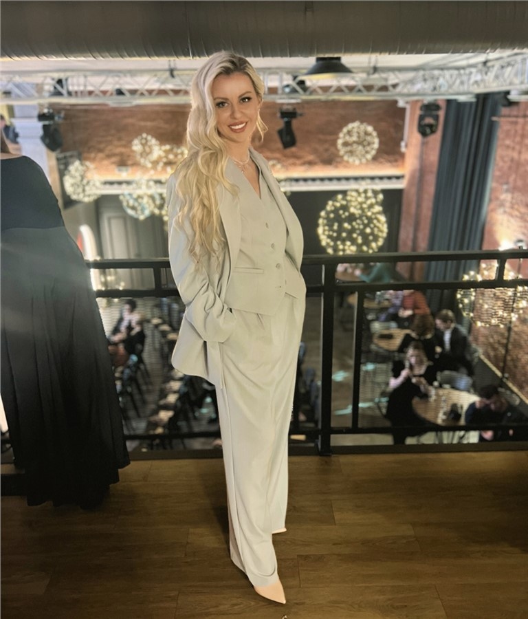 «Миссис Красноярский край 2025» Дарья Зуенко
Источник: Dashuly Zuenko / VK