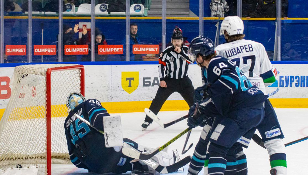    «Югра» разгромила «Норильск» и первой вышла в полуфинал Кубка Чемпиона России