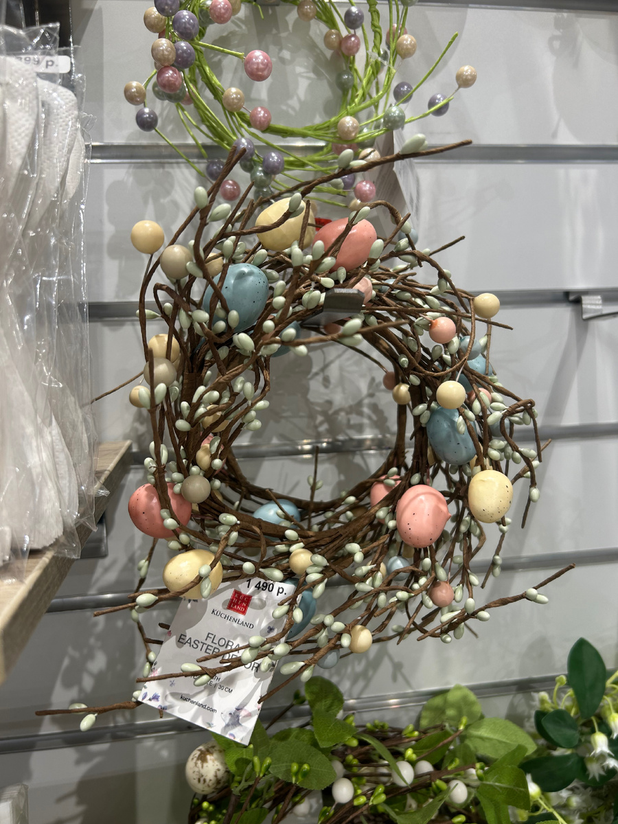 Декора много не бывает