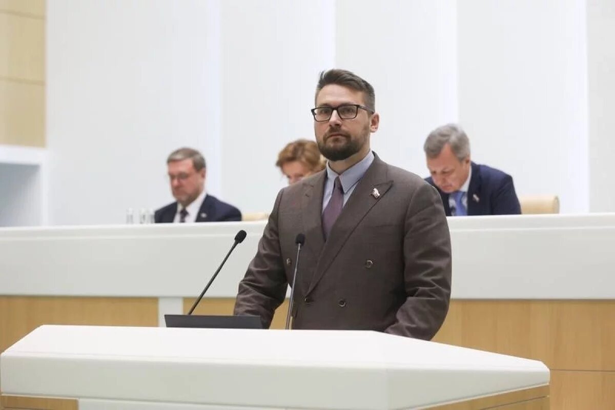    Смоленский сенатор Руслан Смашнёв рассказал о новом принятом законе