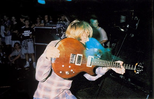 Курт Кобейн и его гитары