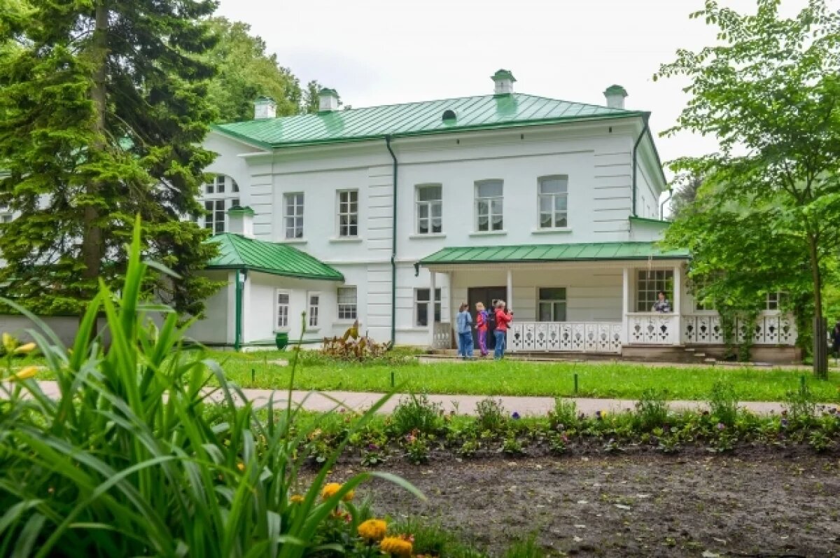    Недостроенные за 10 лет объекты в «Ясной Поляне» будут «реконструировать»