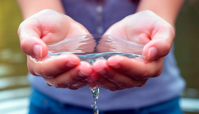 В 2025 году Чистый четверг отмечается 17 апреля. Изображение: "Шедеврум"