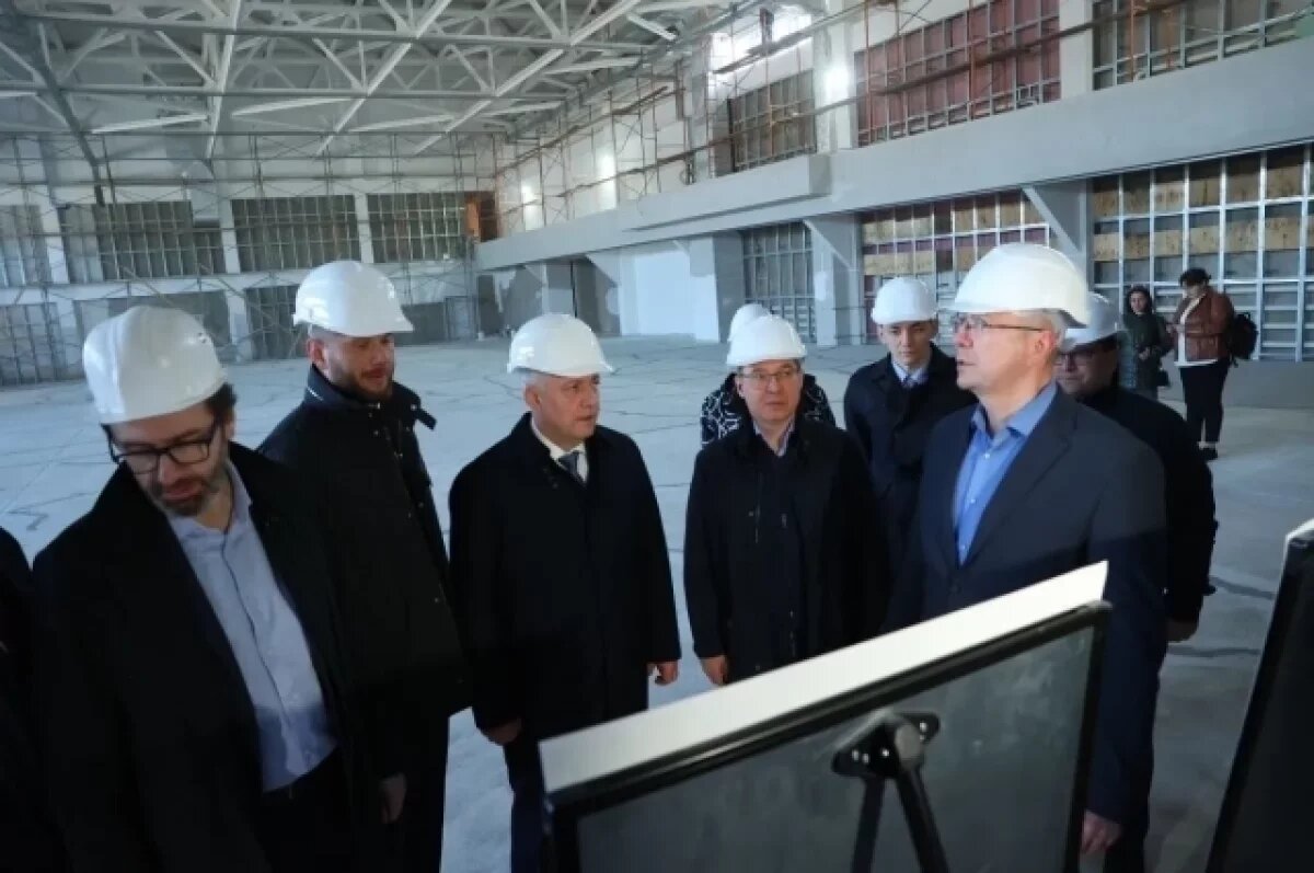    Зампредседателя Совета Федерации Якушев посетил стройку школы в Иркутске