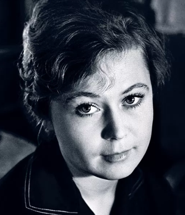 Светлана Немоляева