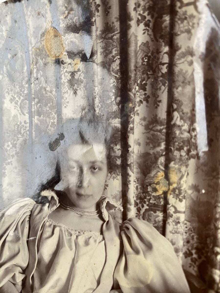 Фотография до реставрации.