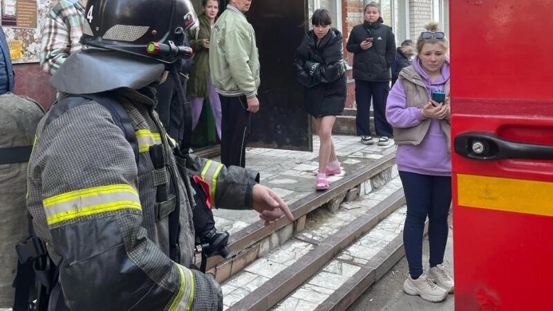     Погиб мужчина на пожаре в Барнауле МЧС по Алтайскому краю