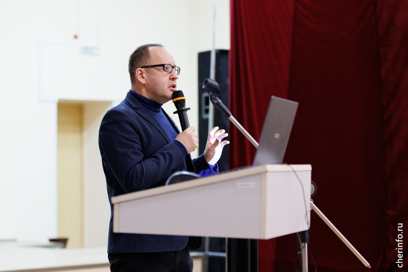    Работу полиции по раскрытию наркопреступлений обсудили на заседании Городского общественного совета. Встреча прошла в облбольнице на Данилова.