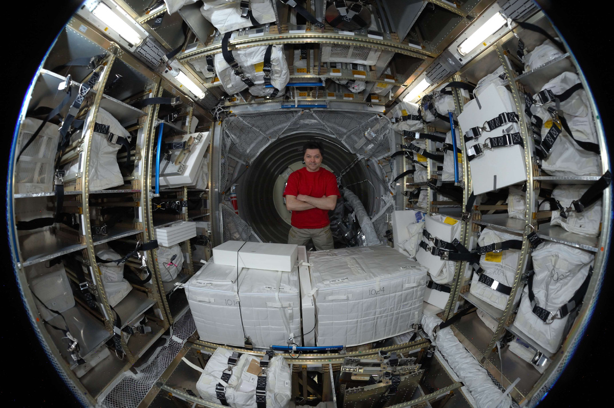 Лампы на МКС